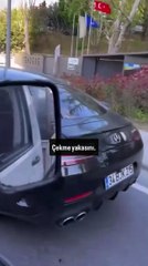 Lüks araçta çakarla gezen genç yakalandı! "valinin yeğeniyim" yalanı pahalıya patladı