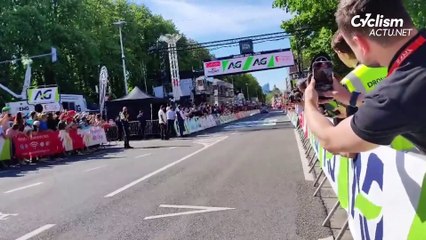 Cyclisme - Liège-Bastogne-Liège 2025 - L'arrivée triomphante de Tadej Pogacar à Liège pour la 111e Doyenne !