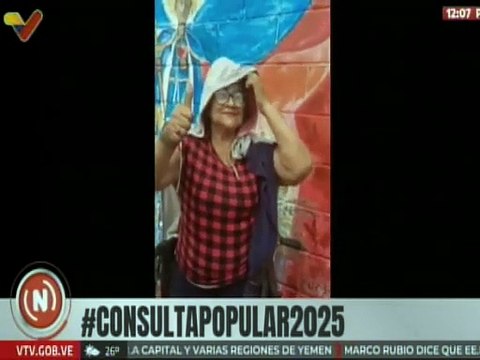 Zulia | Entre alegría y canciones abuelos se disponen a ejercer su voto en esta 2da Consulta Popular