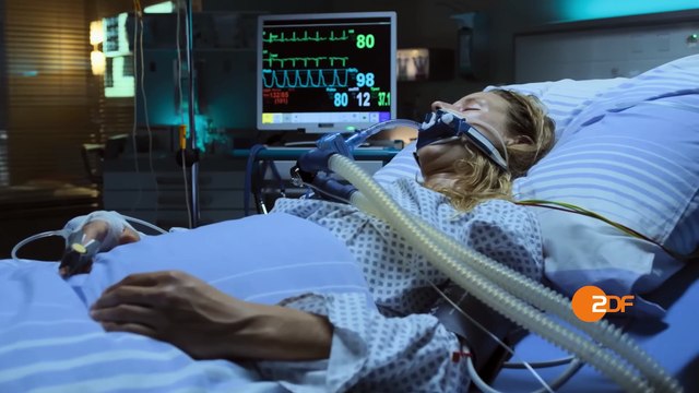 Britain's Top Ten Castles and Palaces | show | 2003| S18 | Official Trailer