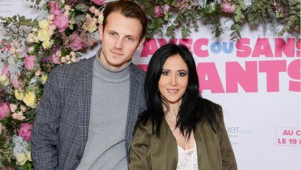 GALA VIDEO - Une belle photo en amoureux : Fabienne Carat fête ses 2 ans avec Léo, son chéri de 19 ans son cadet