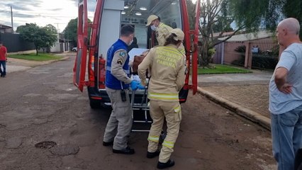 Idosa sofre queda de escada em Cascavel e fica ferida