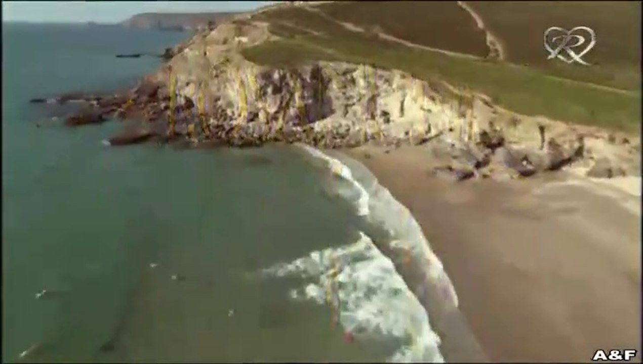 Rosamunde Pilcher -052- Federn im Wind