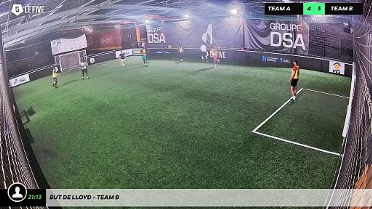 But de Lloyd - Team B
