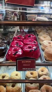 Donuts & the farmers market 🏻#dayinthelife #dayinmylife #personalassistant #shopwithme #shopping #manhattan #nyc