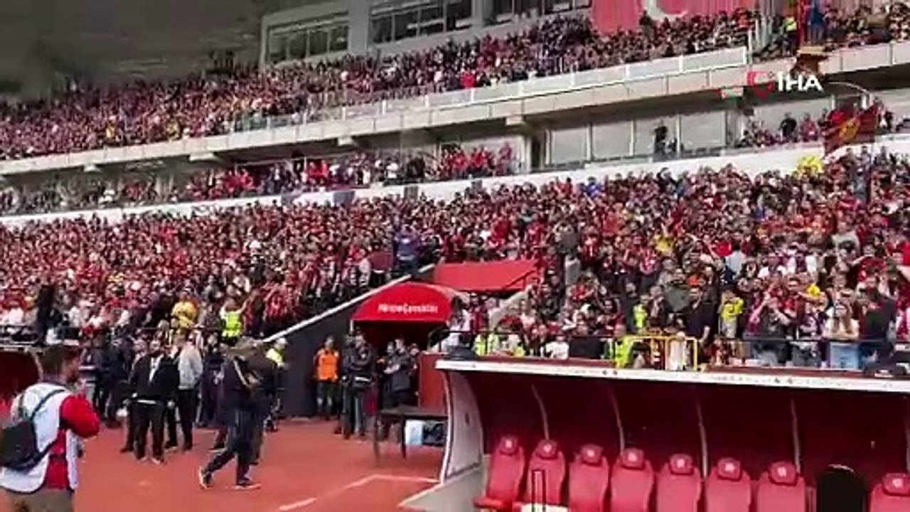Amatör lig maçında Süper Lig takımlarını kıskandıracak manzara!