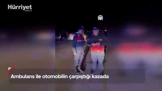Ambulans ile otomobilin çarpıştığı kazada 7 kişi yaralandı