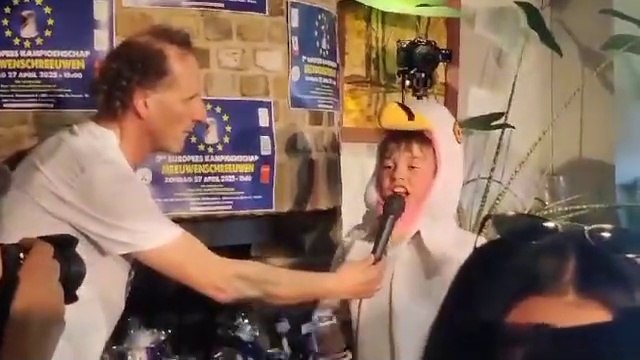 Chesterfield's gull screech champion wins second gold medal at Euro championship