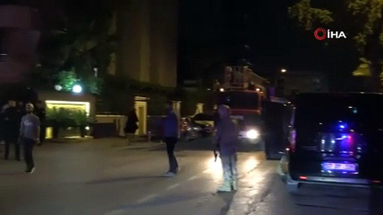 Anne-babasını odaya kilitledi, ekiplere ecel terleri döktürdü