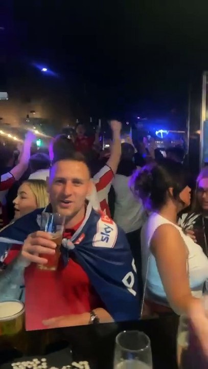 Billy Sharp sings as Doncaster Rovers players and fans celebrate promtion from League Two