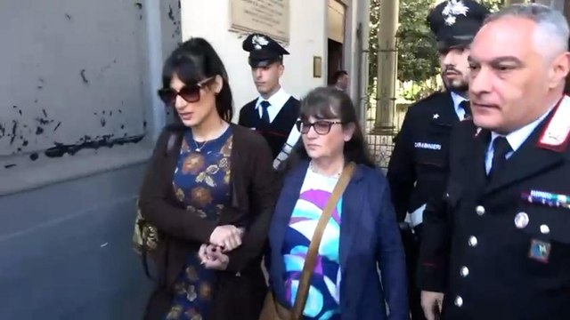 Delitto Garlasco, la legale sbotta con i giornalisti che assediano la madre di Sempio