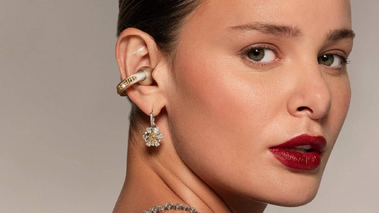 Mit Swarovski-Kristallen: Motorolas neue Kopfhörer sind gleichzeitig Ohrringe