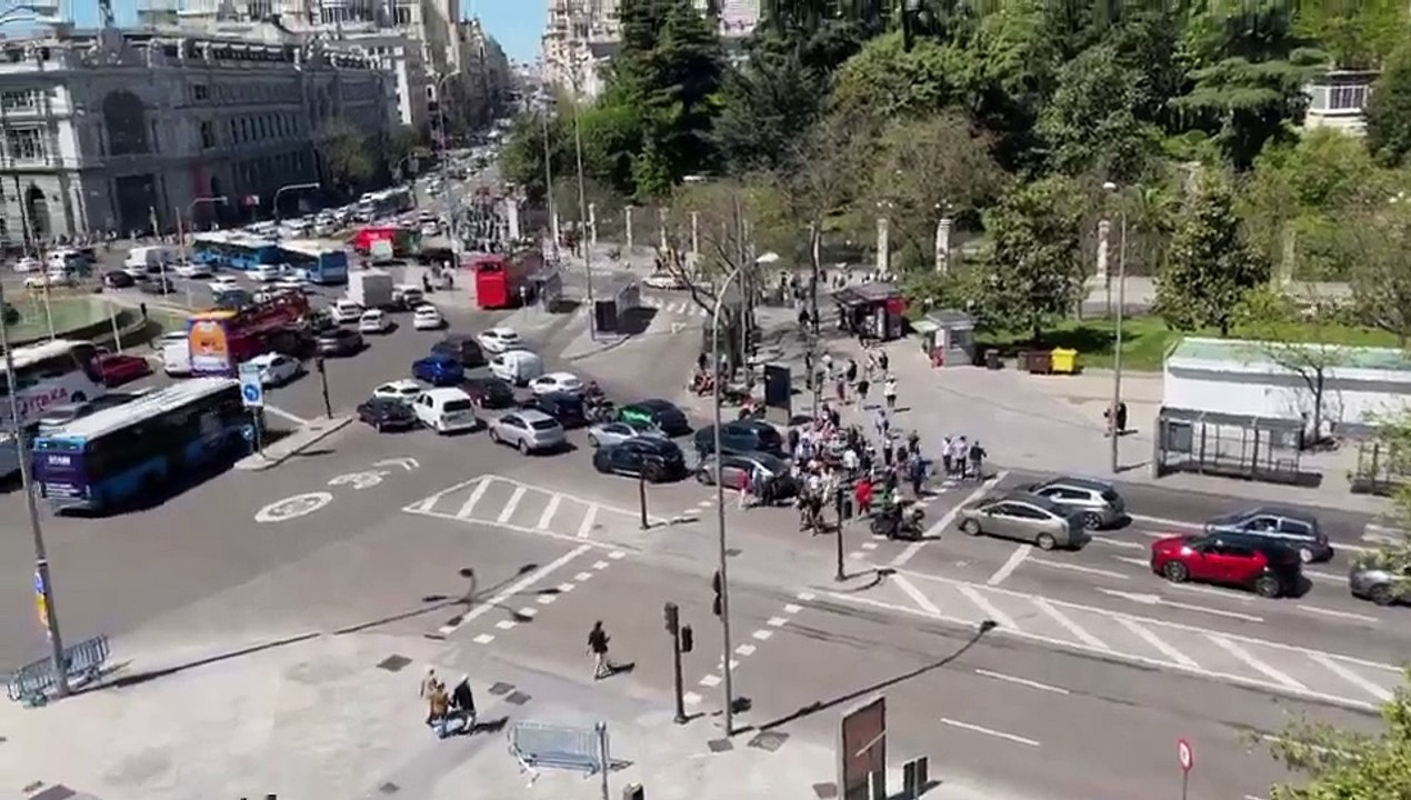 Apagón y caos en el tránsito en España