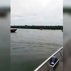 Homem desaparece após acidente entre lanchas