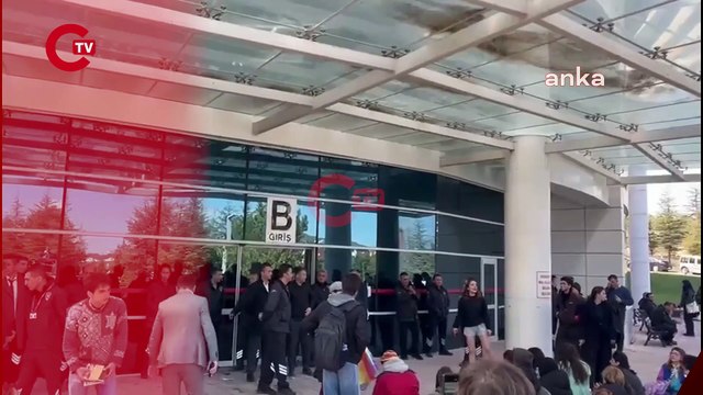 Hacettepe Üniversitesi’nde “aile” konulu sempozyuma öğrencilerden tepki Kampüslerimizde kadın haklarına karşı politikaya geçit vermeyeceğiz