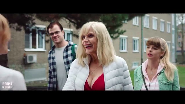 Beauty clinic TURNS PATIENTS INTO ZOMBIES by trying to make them more BEAUTIFUL for FREE