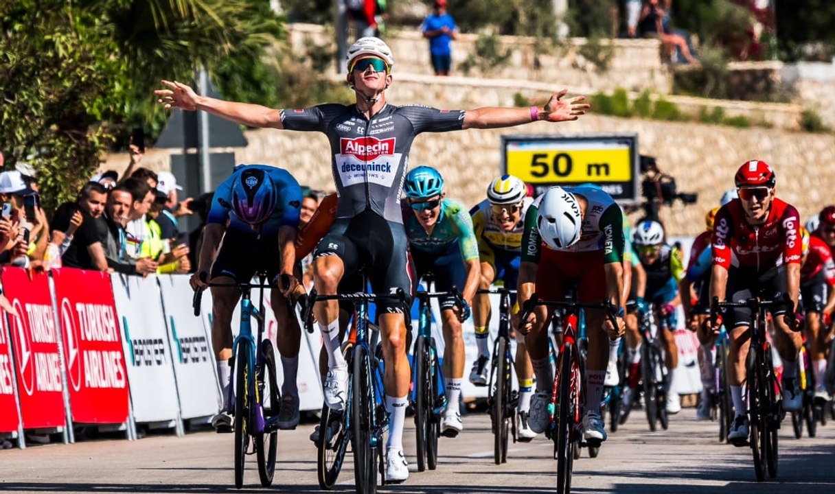 Cyclisme - Tour de Turquie 2025 - Le final de l'étape 2... un sprint en côte et une nouvelle victoire pour  Alpecin-Deceuninck !