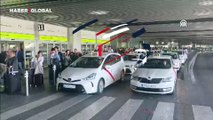 Madrid'de kesinti sonrası taksi duraklarında kuyruk