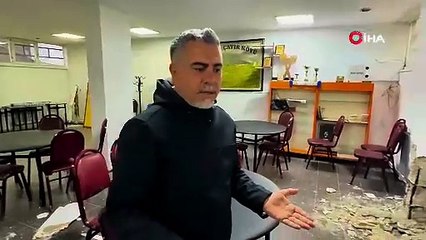 6.2'lik depremin ardından korkunç manzara: Betonun içinden midye kabukları çıktı