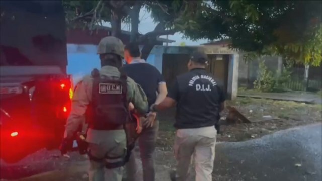 Aprehenden a varias personas por supuestas estafas con venta de autos reposeidos