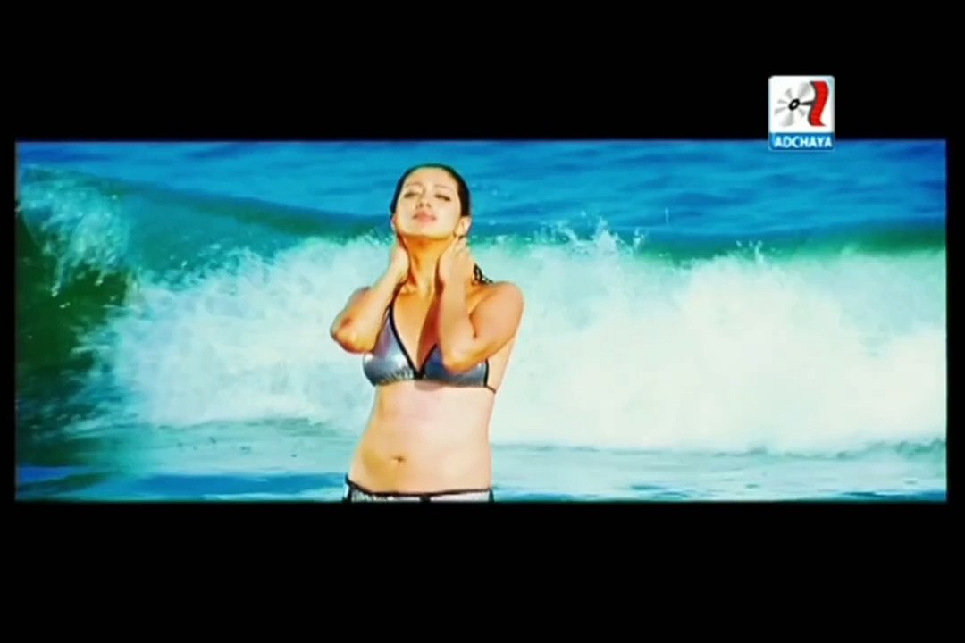 Raai Laxmi - Vaamanan (2009) Intro Scene