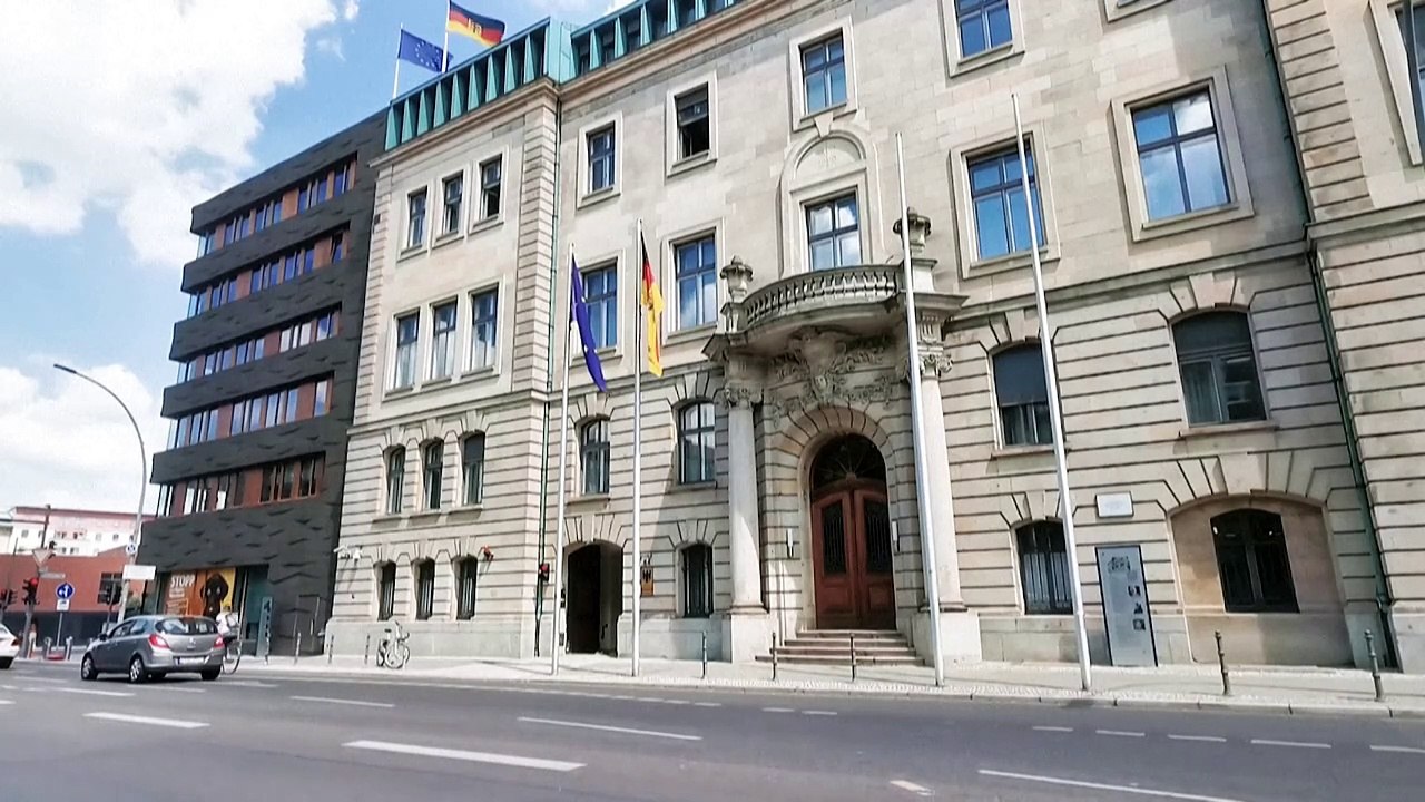 CSU-Politiker Dobrindt soll neuer Bundesinnenminister werden