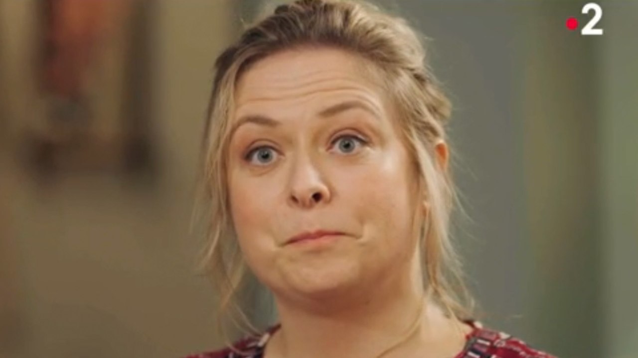 Les confidences de l'humoriste Constance sur son sketch raté dans On n'demande qu'à en rire : "Je me dis que j'arrête ce métier"