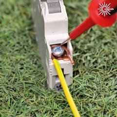 A simple trick for perfect wire connections ⚡✅