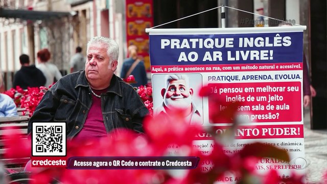 Professor dá aulas de inglês ao ar livre em Curitiba e ganha sala nova | Programa do João