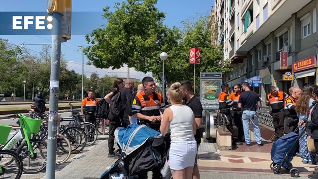 Colapso de movilidad en Barcelona, sin metro y largas colas en paradas de autobús