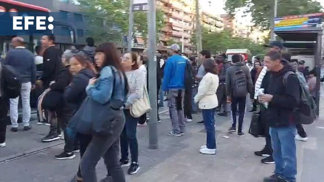 La normalidad vuelve poco a poco a algunas zonas del área metropolitana de Barcelona tras el apagón