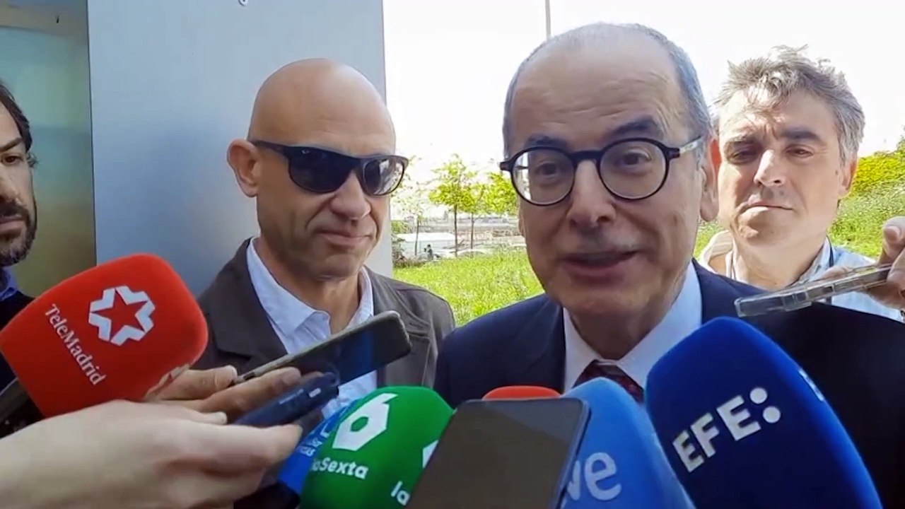 La jueza manda al hermano de Sánchez a juicio por prevaricación y tráfico de influencias