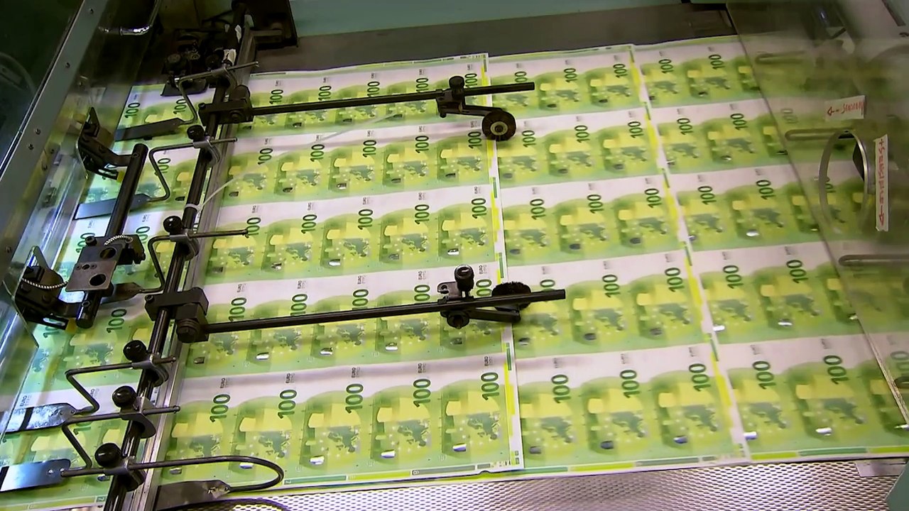 Línea Directa duplica su beneficio en el primer...