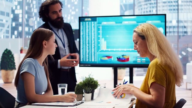 Мои первые шаги на Forex Nominees-INV: как брокер помог избежать типичных ошибок новичка