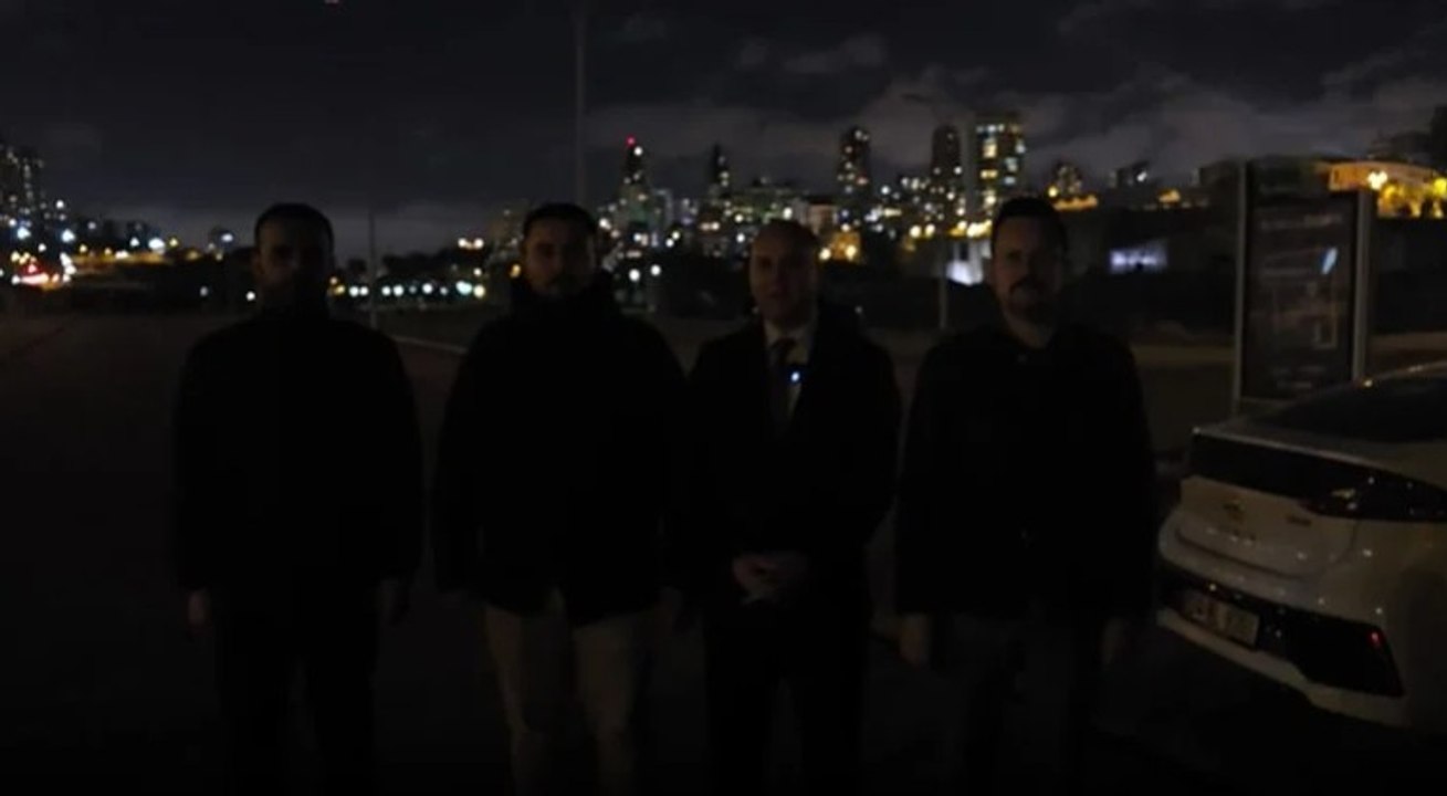 Özgür Özel'in miting yapacağı alanın elektrikleri kesildi