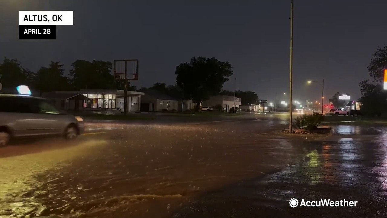 Strong storms strike the central US