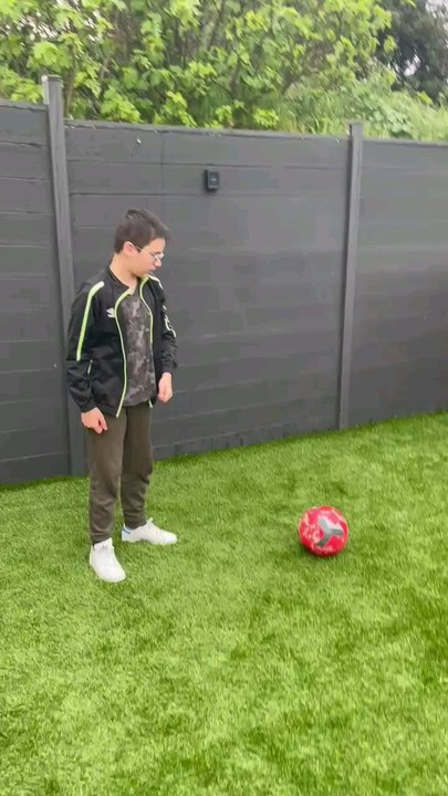 foot version brwal stars