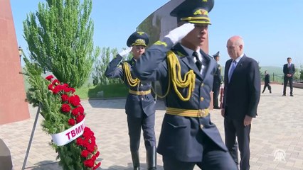 TBMM Başkanı Kurtulmuş, Kırgızistan'da Ata-Beyit Ulusal Tarih ve Anıt Kompleksi'ni ziyaret etti