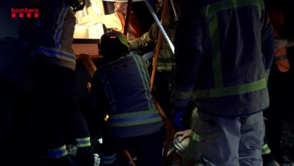 Rescate nocturno a los pasajeros de un tren en Barcelona