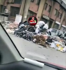 Hangi şehir olduğunu biliyorsunuz... Çöpler her yeri sardı! "Burası Hindistan değil"