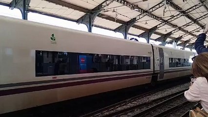 Ouigo llega a Valladolid y Segovia con 10.000 billetes a 1 euro