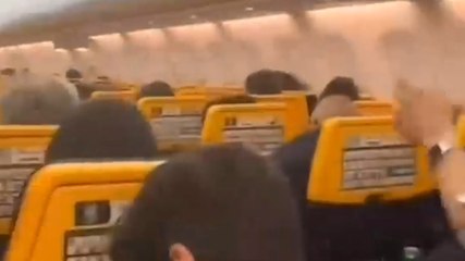 Incredibile in aereo: "Diteci il risultato del Napoli!"