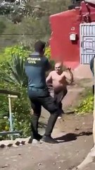 Dos guardias civiles disparan a un hombre que les amenazaba con un cuchillo en Gran Canaria