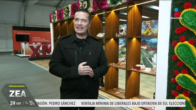 Tráiler con más de 17 toneladas de huevo vuelca en Tlalnepantla, Edoméx