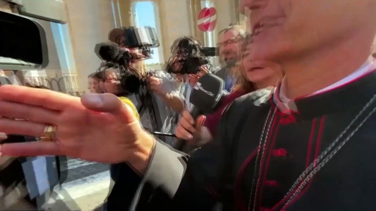 Kardynałowie spotykają się pod okiem mediów przed konklawe