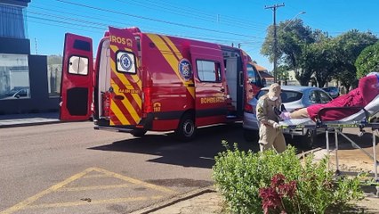 Idosa bate o nariz após cair em residência na Região do Lago