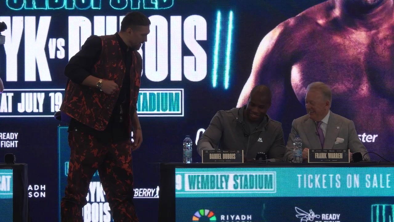 Unified heavyweight champion Usyk and challenger Dubois launch press conference