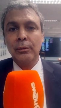 Lindbergh reage a xingamentos de Val da Federal e diz que situação no Congresso é insustentável