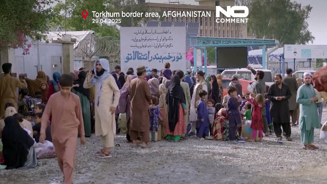 Zehntausende Afghanen kehren aus Pakistan zurück