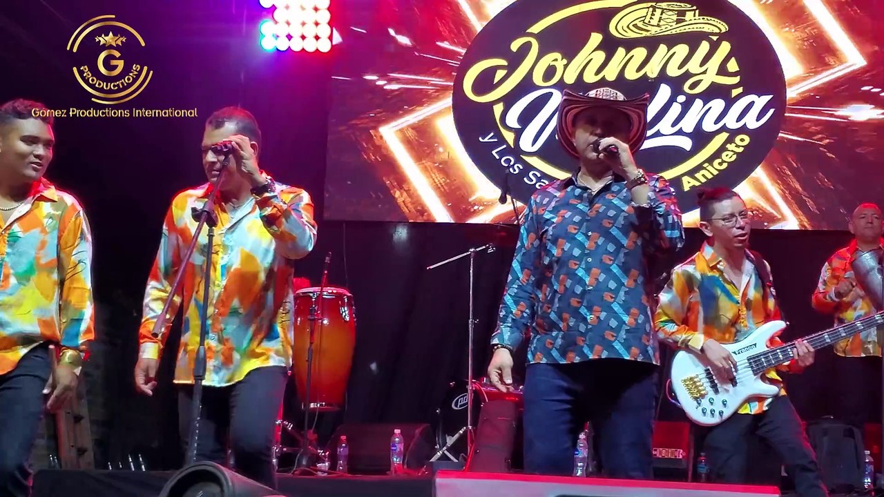 Johnny Molina y Los Sabaneros de Aniceto Molina - La Gorra no se me Cae - El Gallo Mojado - Josefina